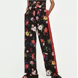 Hester & Orchard Breezy Floral Pants